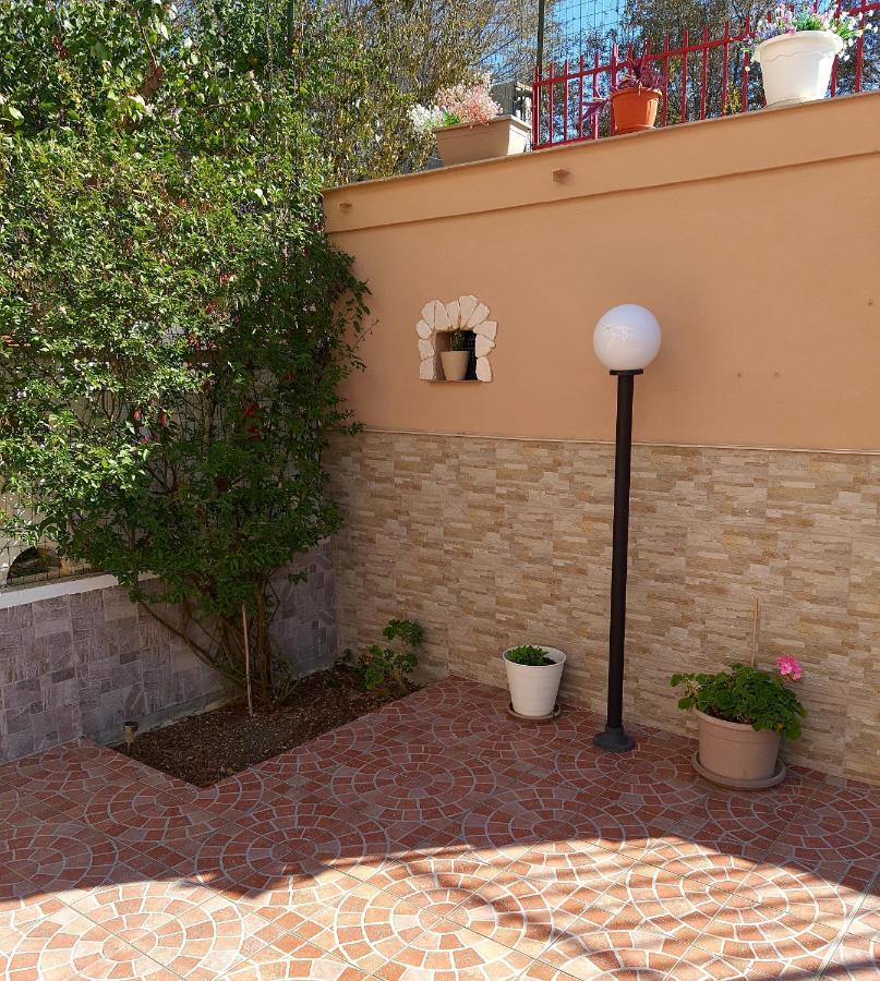 Shabby Chic Rooms Con Cucina E Giardino Privato Pomarico Экстерьер фото