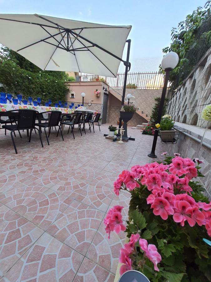Shabby Chic Rooms Con Cucina E Giardino Privato Pomarico Экстерьер фото