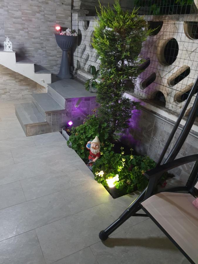 Shabby Chic Rooms Con Cucina E Giardino Privato Pomarico Экстерьер фото