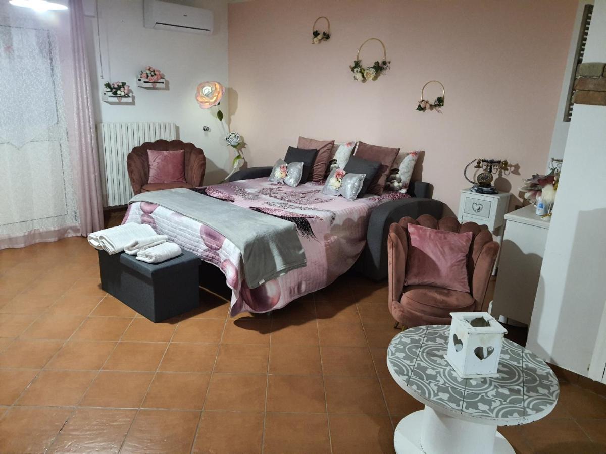 Shabby Chic Rooms Con Cucina E Giardino Privato Pomarico Экстерьер фото